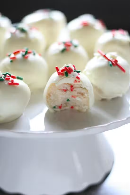 25 Irresistible Christmas Desserts That Will Surprise Your Taste Buds This Holiday Season