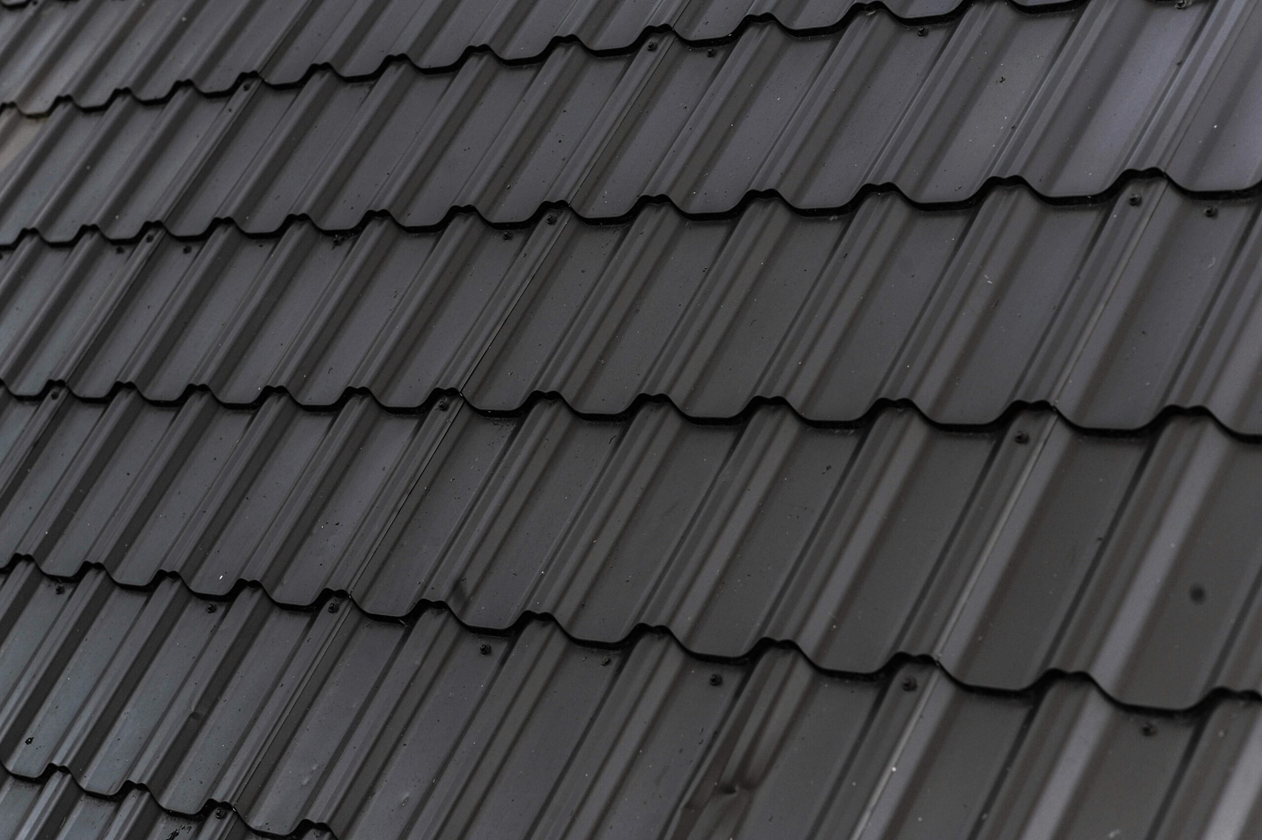 Metal vs. Shingle Roofing: Which Surprising Choice Could Save You Thousands?