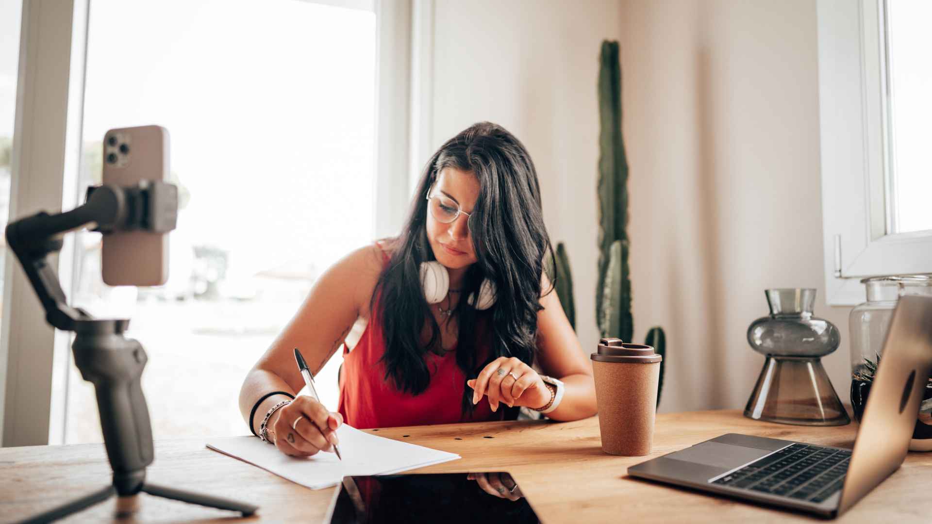Unlock Hidden Income: 7 Side Gigs That Could Boost Your Earnings by $1,000 Monthly—No Experience Needed!
