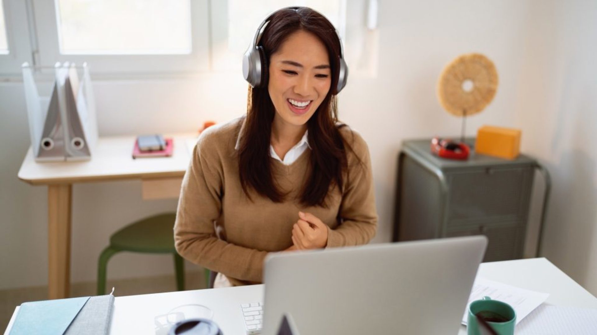 Unlock the Secret to Earning $1K Monthly Without Lifting a Finger: 7 Passive Income Ideas You Haven't Tried