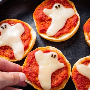 Unleash Your Dark Side with These 26 Spine-Chilling Halloween Appetizers You Can’t Resist!