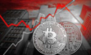 Bitcoin Suffers $1B Bloodbath — But XRP and SOL’s Surprising Surge Defies All Odds!