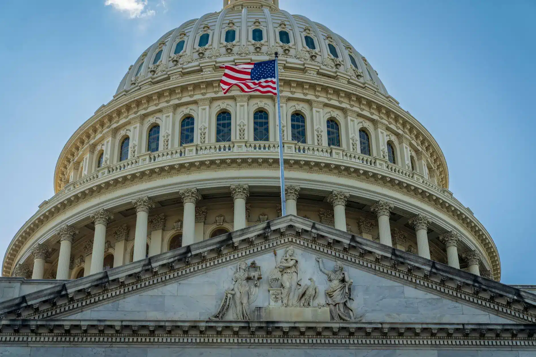 Crypto Regulation Deadlock: What’s Really Fueling the Senate Clash Over the CLARITY Act?